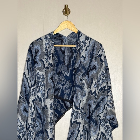 100% Cashmere Jacquard Shawl Kimono Wrap Blue Floral Paisley Pashmina - Picture 3 of 9